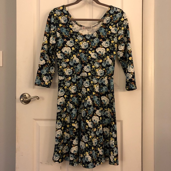 TAM WARE Women’s  Floral Print 3/4 Sleeve Dress - Picture 3 of 6